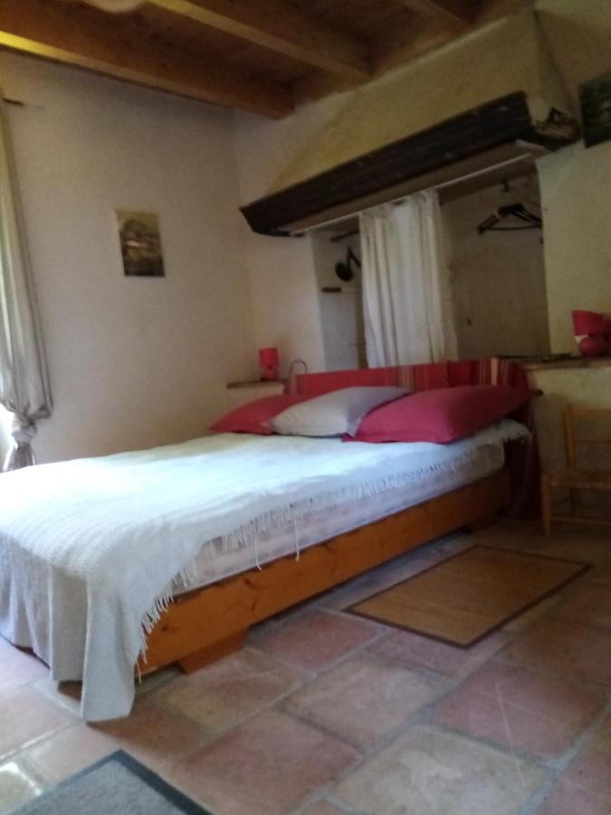 Mas Des Nabieres Bed & Breakfast Saint-Martial  Екстериор снимка